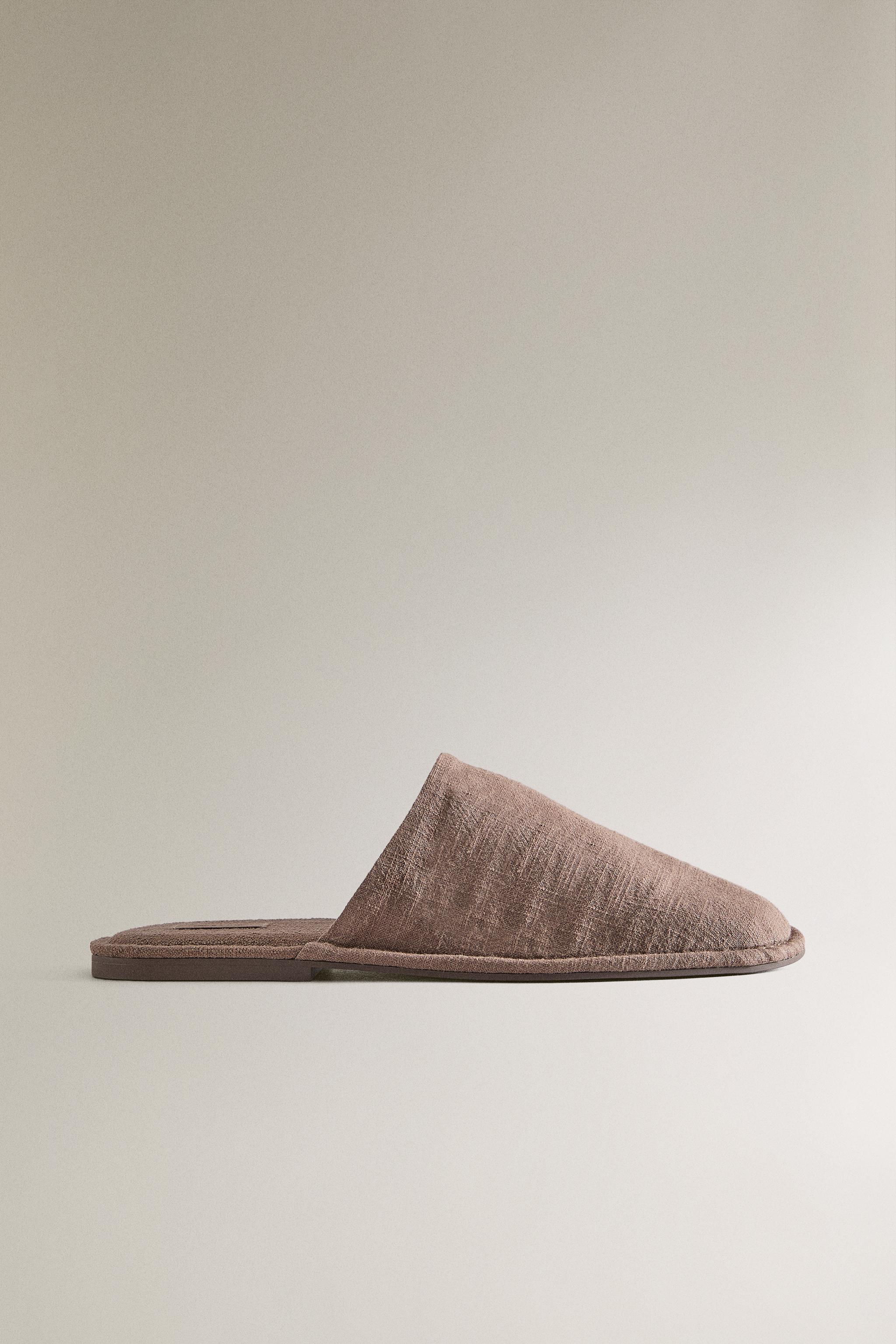 CHAUSSONS OUVERTS À L’ARRIÈRE RAMIE